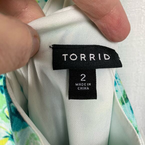 Torrid Green Watercolor Floral Gauze Halter Tiered Maxi Dress Sz.2 NWT - Picture 8 of 16